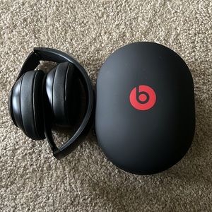 Beats by Dr Dre Beats Studio3 Wireless Noise Canceling Headphones - Matte Black